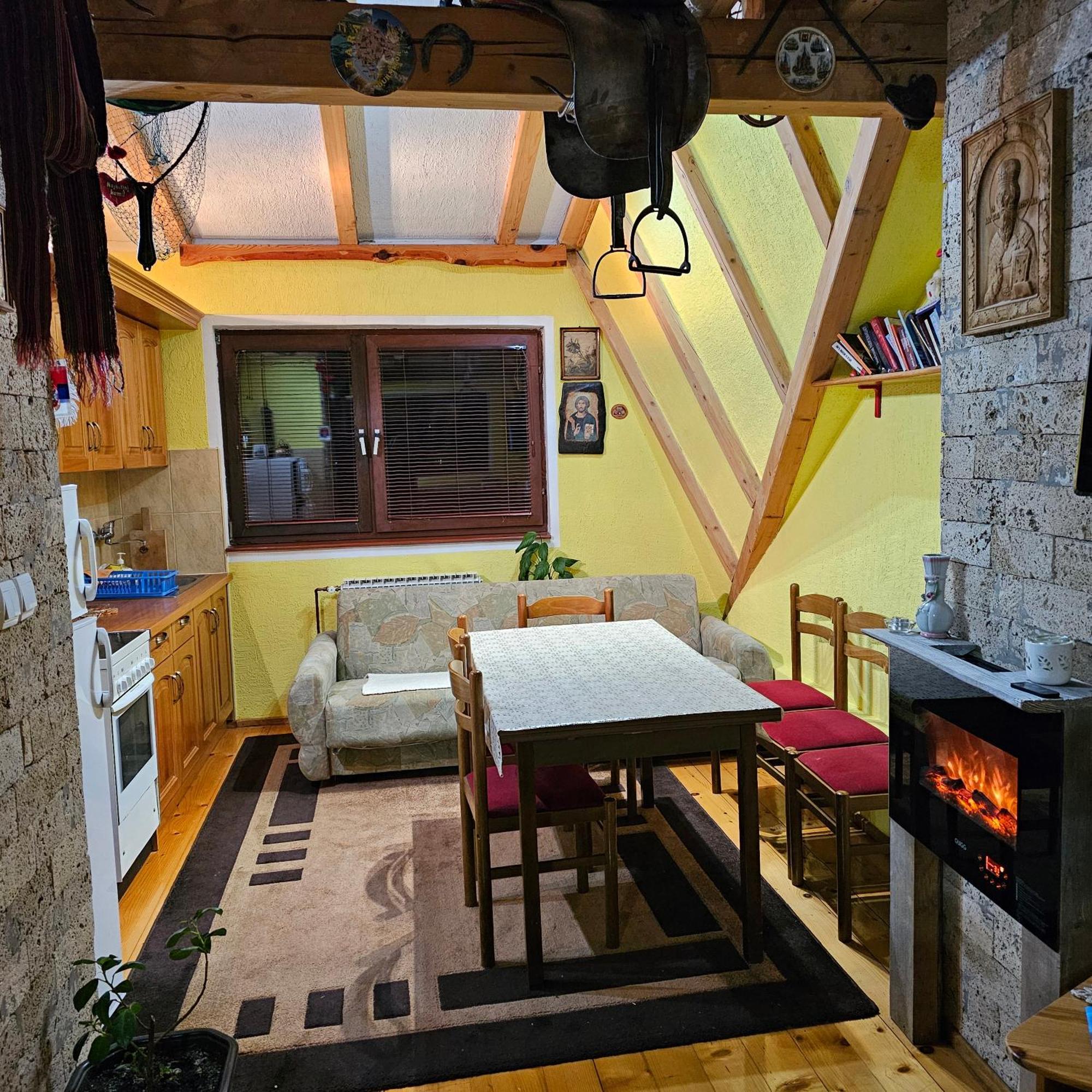"Athos"Apartment Potkrovlje Višegrad Exteriör bild